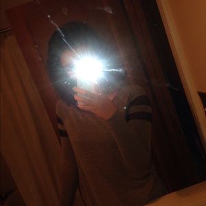 H&M long sleeve gray shirt